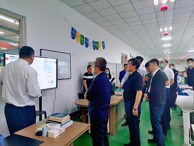 熱烈歡迎長(zhǎng)春市周賀副市長(zhǎng)一行蒞臨合心集團(tuán)指導(dǎo)長(zhǎng)春軟件開(kāi)發(fā)工作
